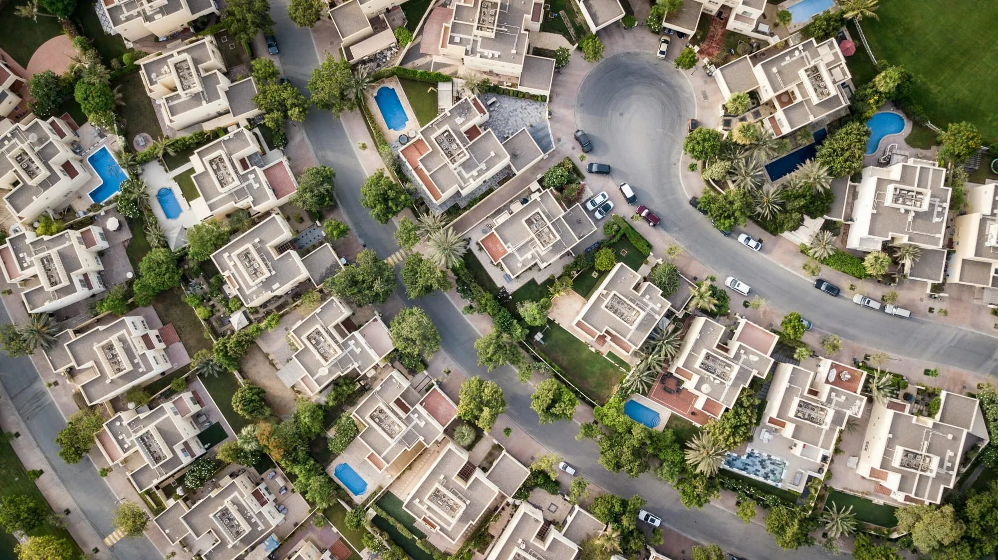 Wohnsiedlung von oben - Immowelt oder Immobilienscout